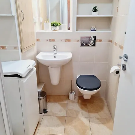 Apartmán Slnecny V Centre Senca *